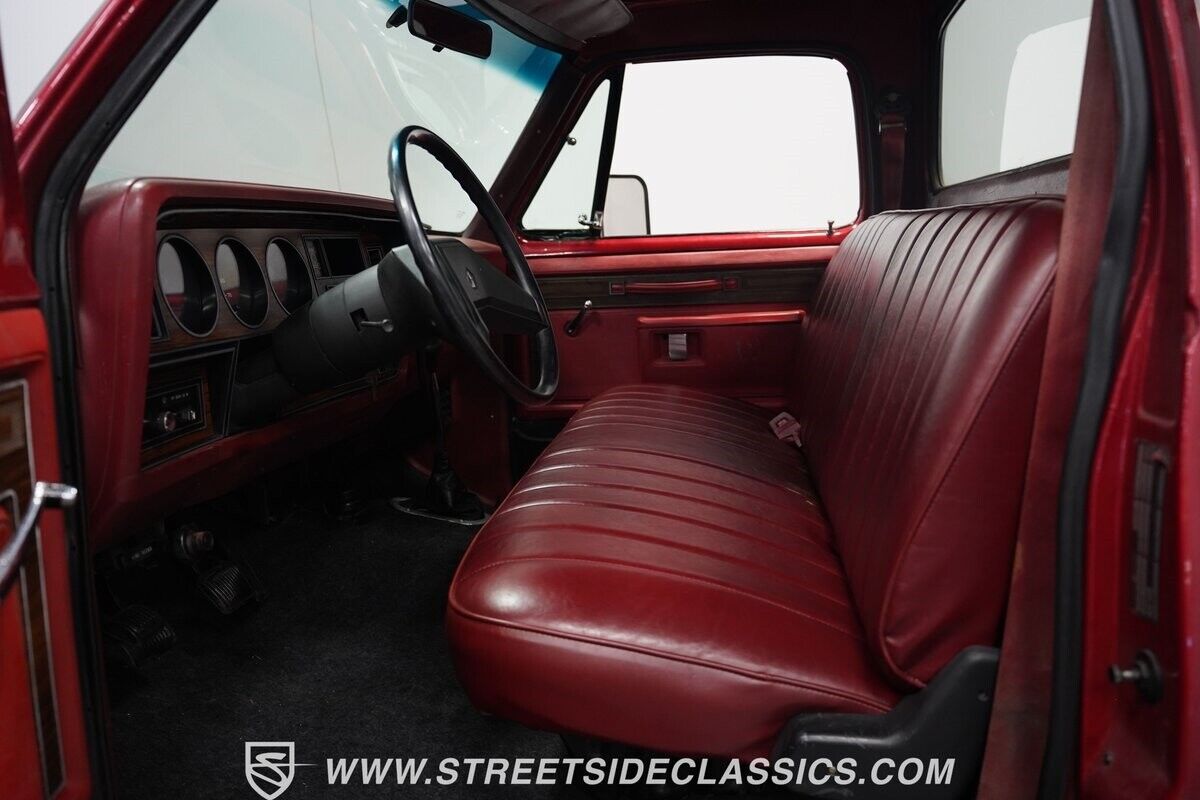Dodge-Other-Pickups-1985-Pickup-Truck-3