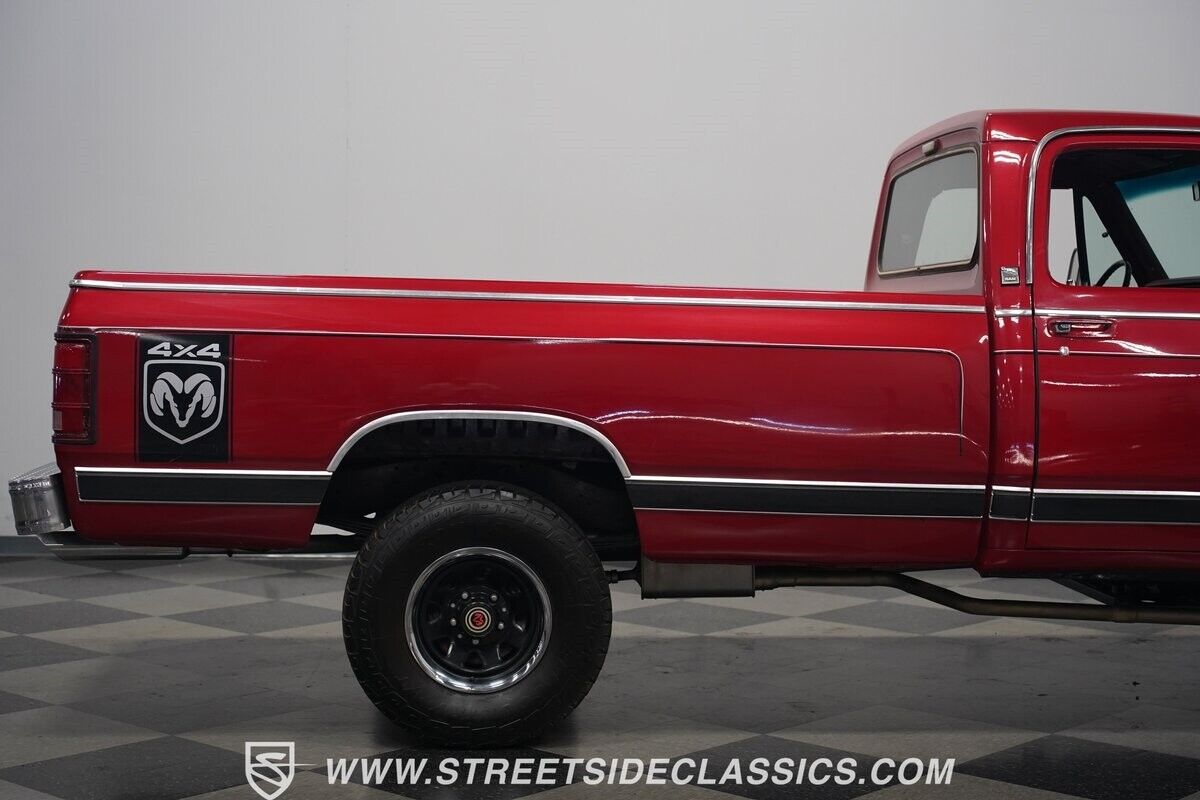 Dodge-Other-Pickups-1985-Pickup-Truck-32