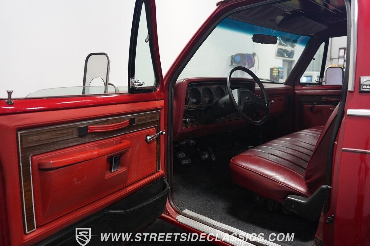 Dodge-Other-Pickups-1985-Pickup-Truck-39