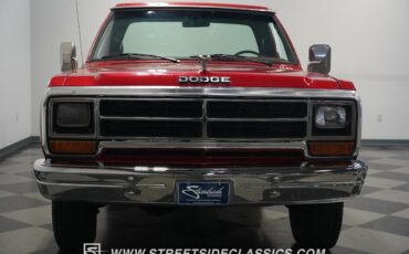 Dodge-Other-Pickups-1985-Pickup-Truck-5