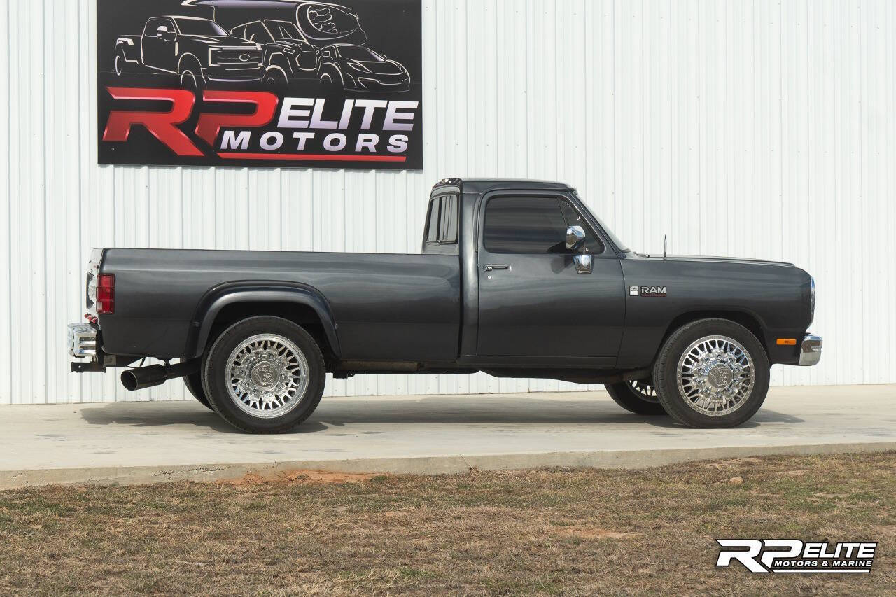 Dodge-Other-Pickups-1990-Pickup-Truck-11