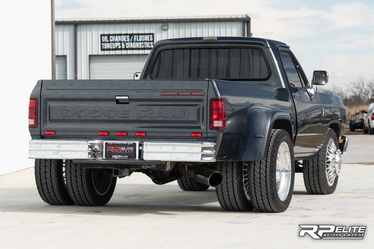 Dodge-Other-Pickups-1990-Pickup-Truck-9