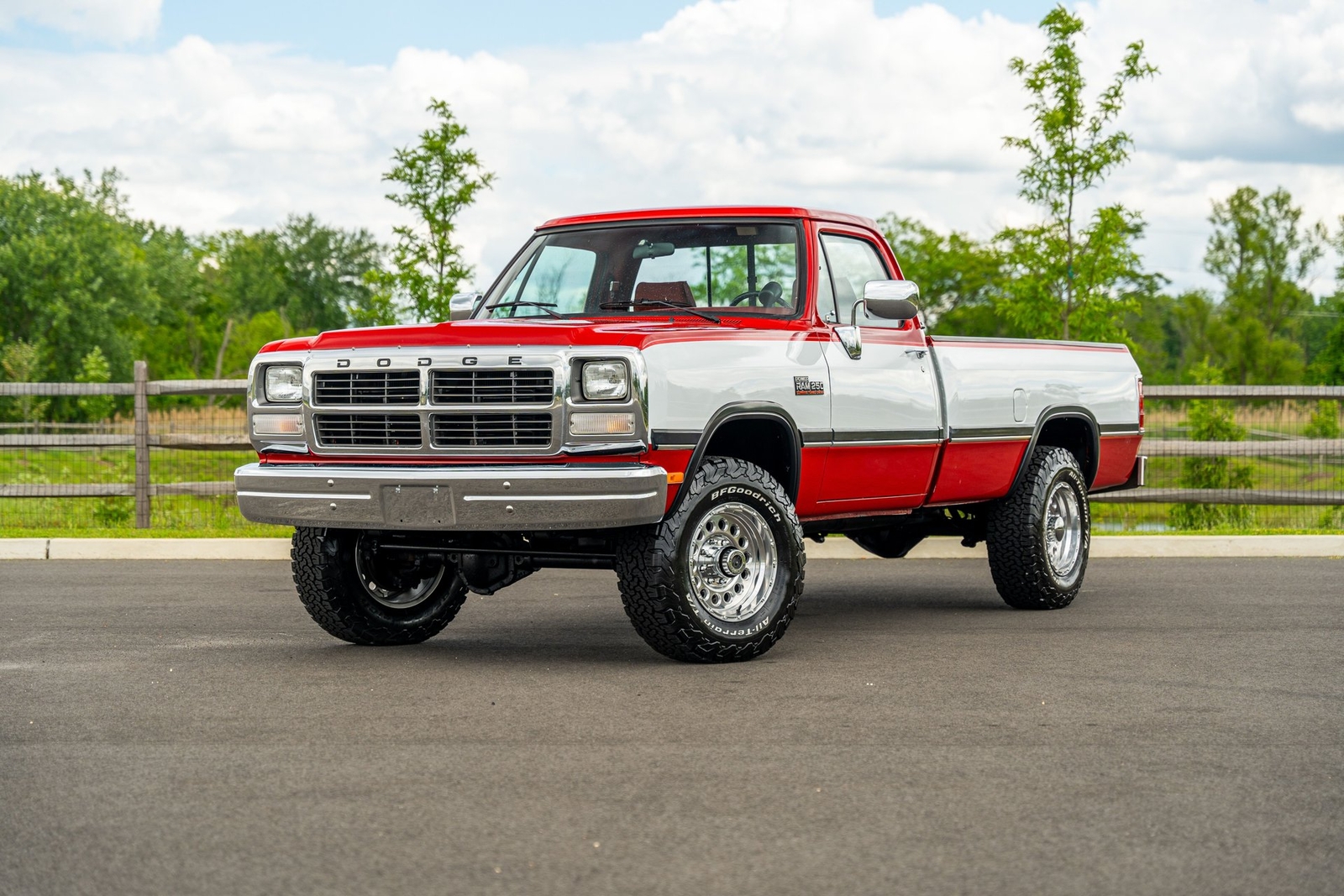 Dodge-Other-Pickups-1991-Pickup-Truck