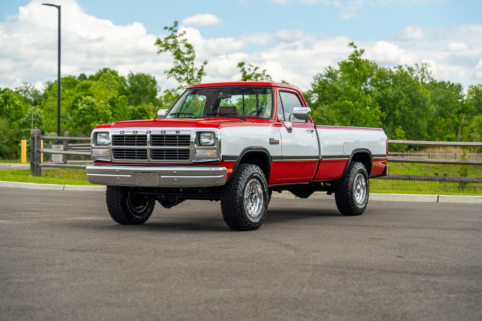 Dodge-Other-Pickups-1991-Pickup-Truck-5