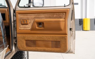 Dodge-Other-Pickups-1993-Pickup-Truck-32