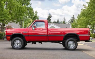 Dodge-Power-Ram-W250-1993-Standard-Cab-Pickup-4