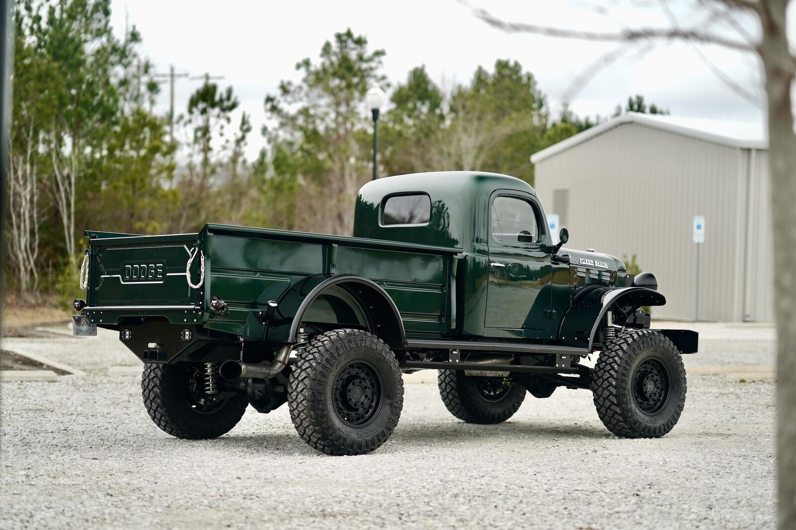 Dodge-Power-Wagon-1946-Pickup-4