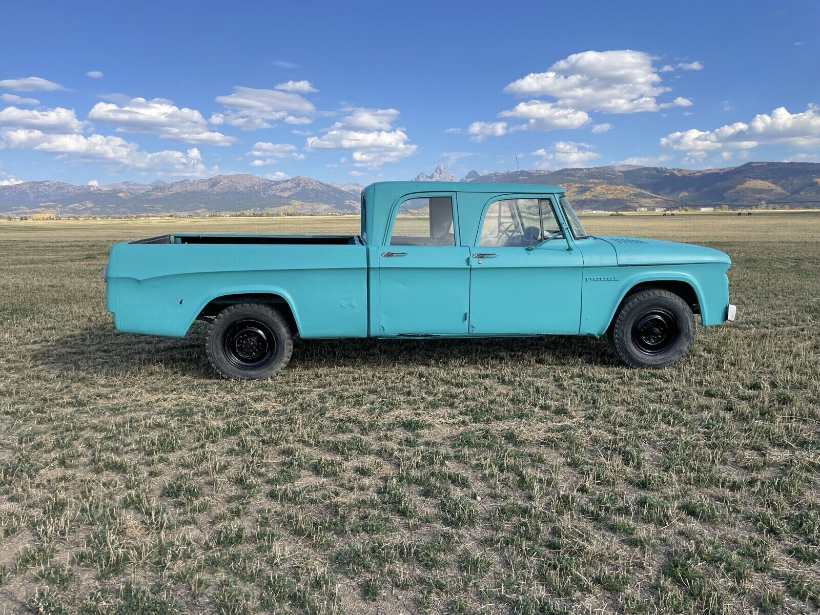 Dodge-Power-Wagon-1965-1