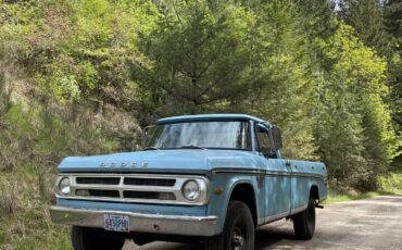 Dodge-Power-Wagon-1970-pick-up-11