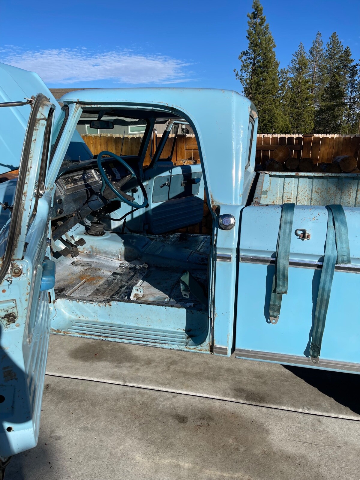 Dodge-Power-Wagon-1970-pick-up-5