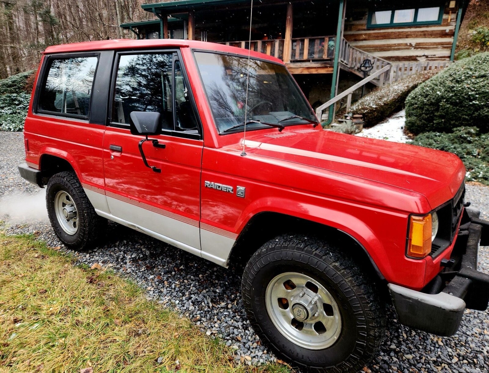 Dodge-Raider-1989-SUV-3