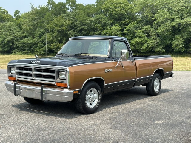 Dodge Ram 1500 1986 Pickup Truck