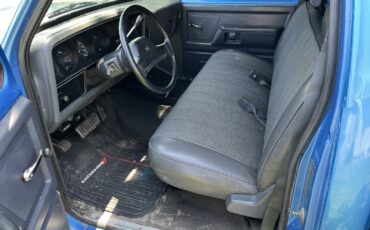 Dodge-Ram-1500-1990-10