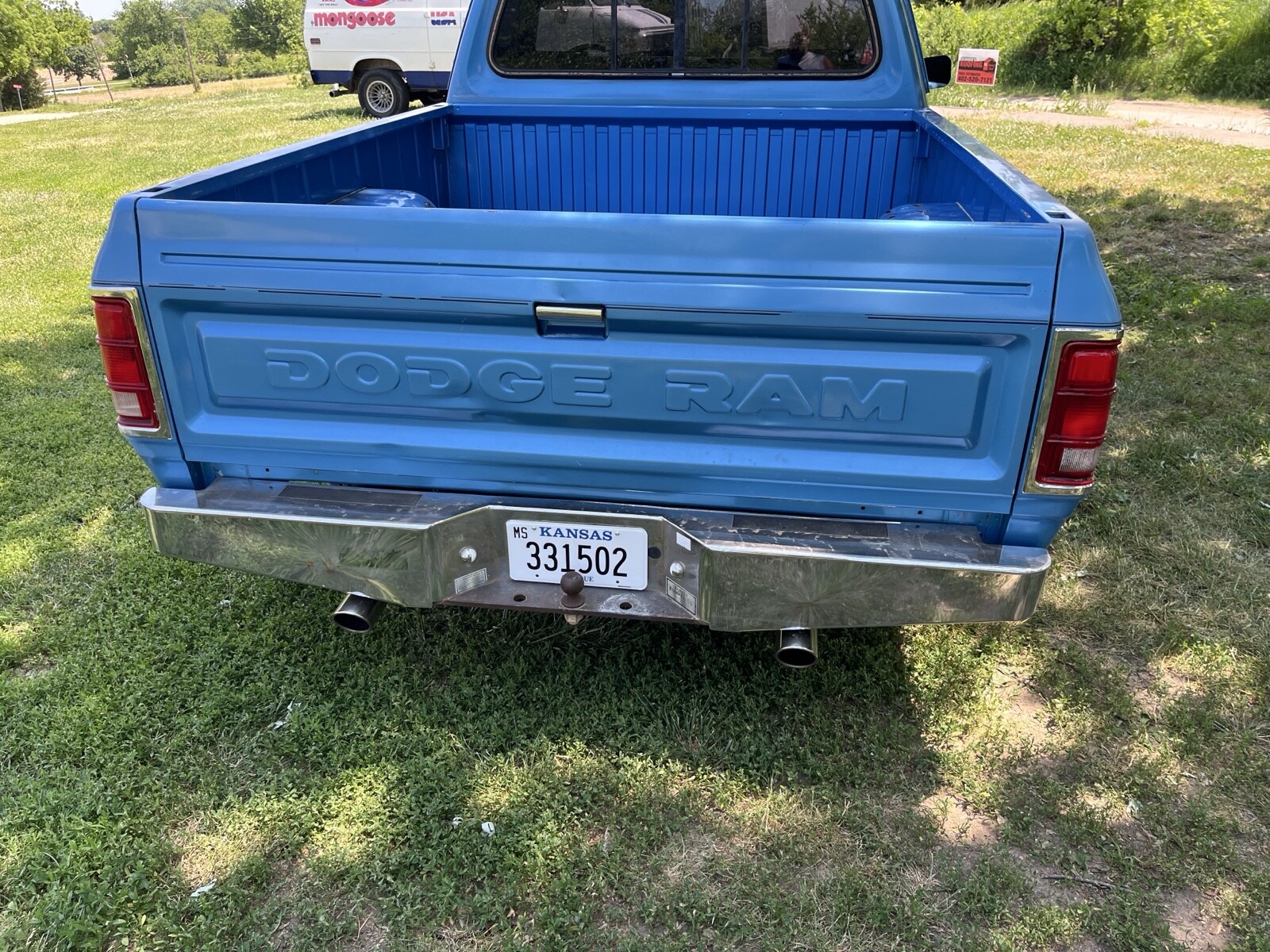 Dodge-Ram-1500-1990-4