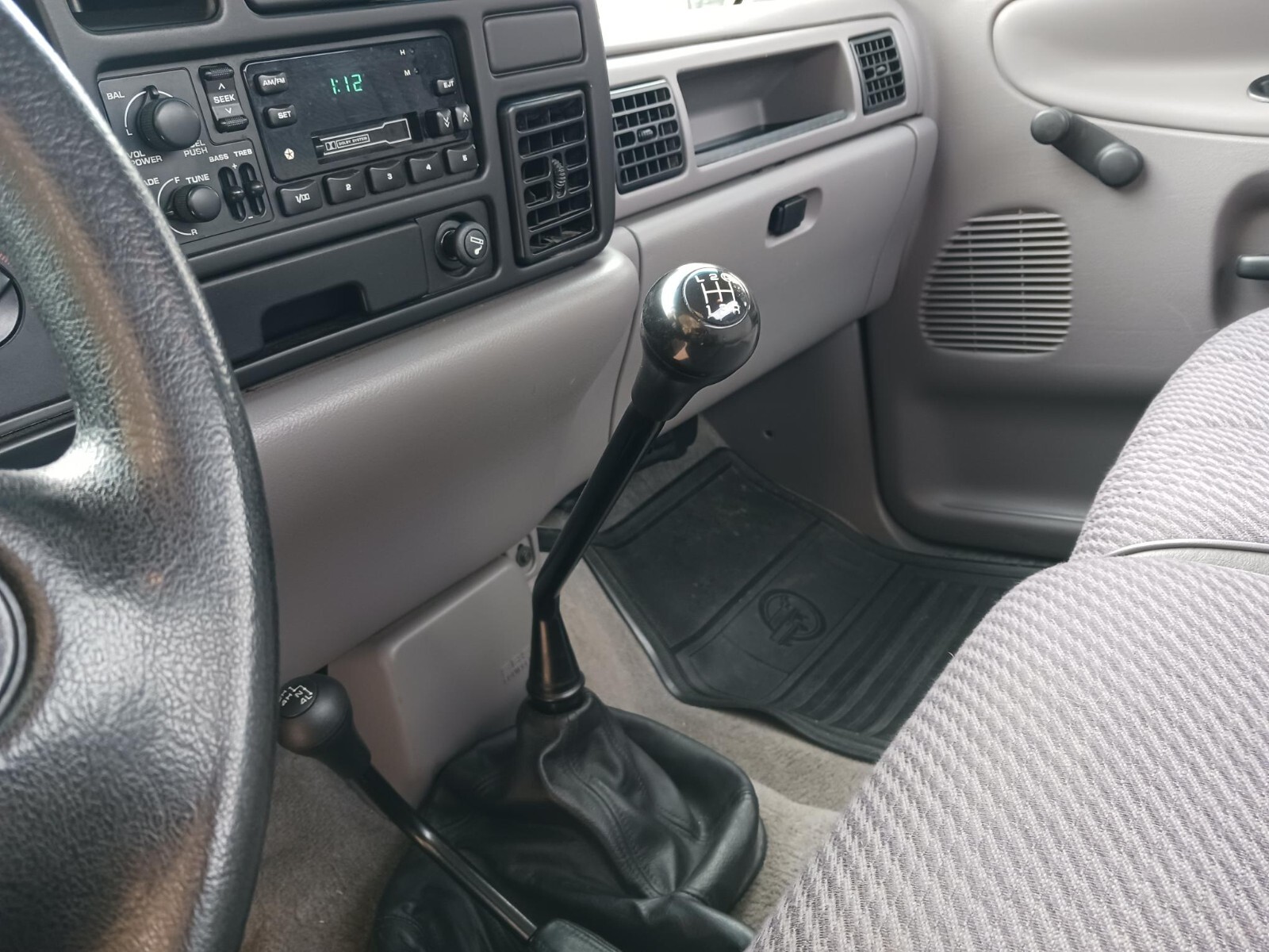 Dodge-Ram-2500-1994-10