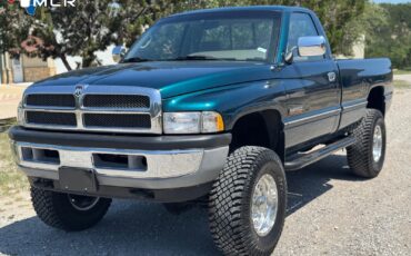 Dodge-Ram-2500-1995-Standard-Cab-Pickup-3