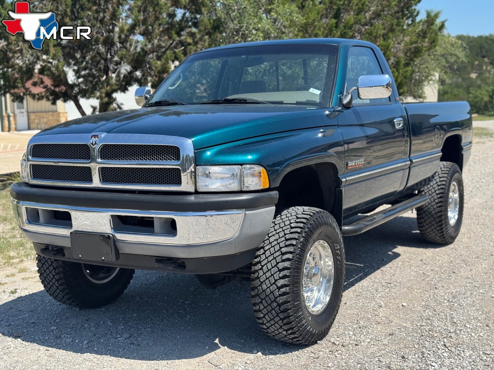 Dodge-Ram-2500-1995-Standard-Cab-Pickup-3