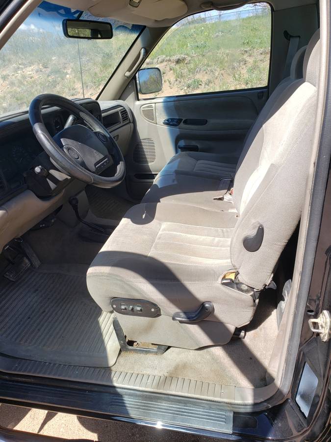 Dodge-Ram-2500-4x4-cummins-diesel-1995-blue-10