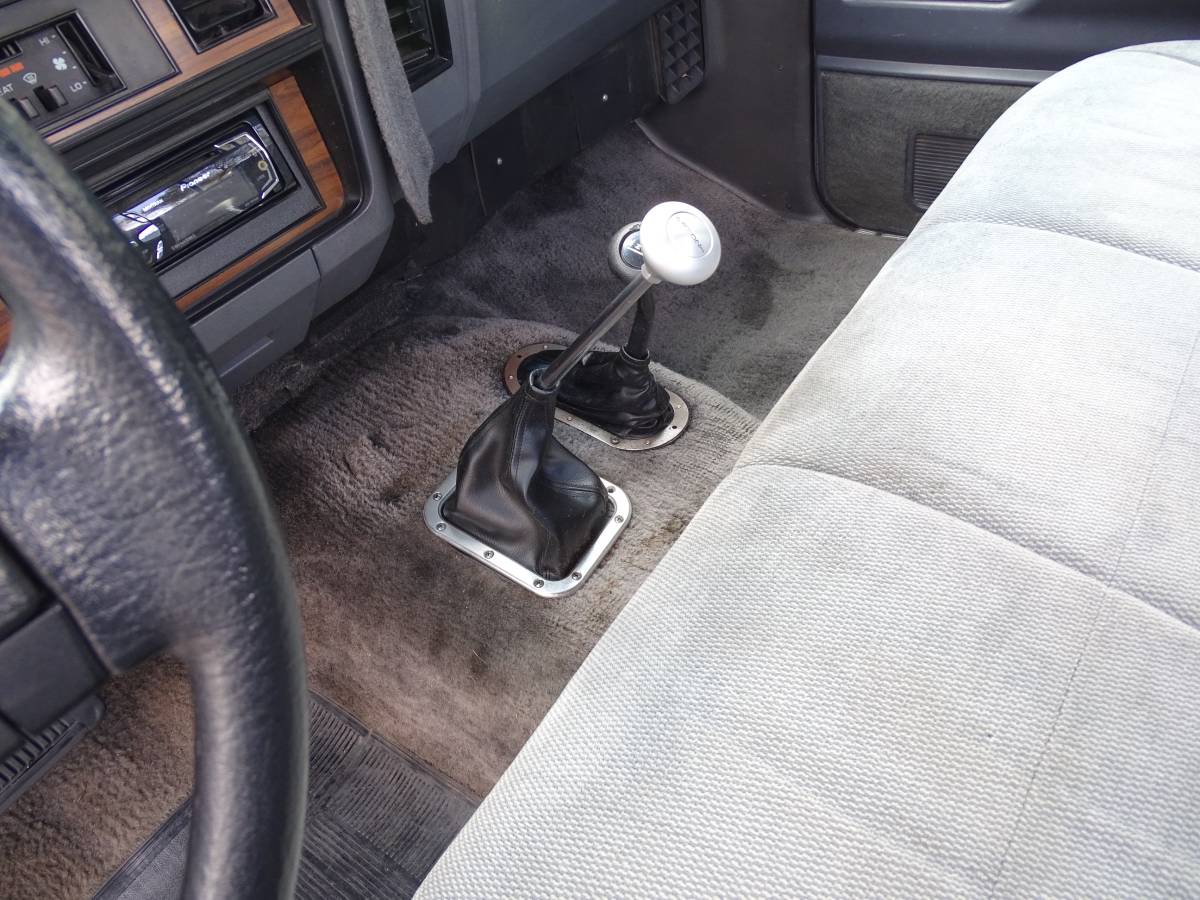 Dodge-Ram-2500-diesel-1991-silver-10