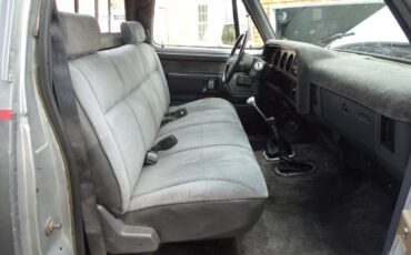 Dodge-Ram-2500-diesel-1991-silver-12