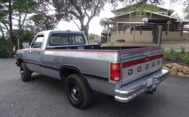 Dodge-Ram-2500-diesel-1991-silver-4