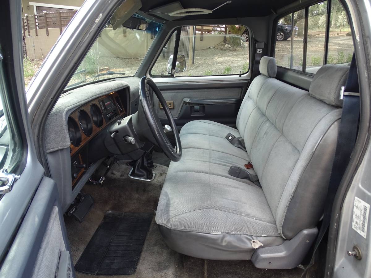 Dodge-Ram-2500-diesel-1991-silver-6