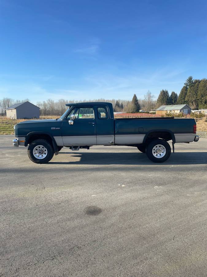 Dodge-Ram-2500-diesel-1993-green-1