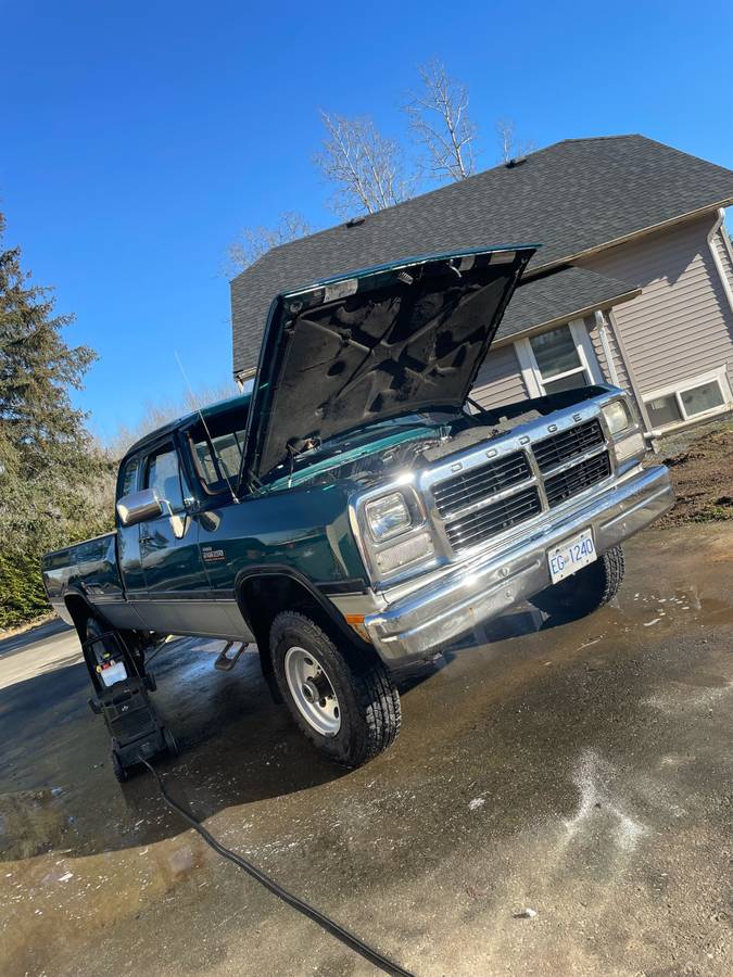 Dodge-Ram-2500-diesel-1993-green-2