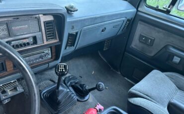Dodge-Ram-3500-crew-cab-diesel-1992-silver-12