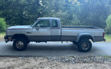 Dodge-Ram-3500-crew-cab-diesel-1992-silver-2
