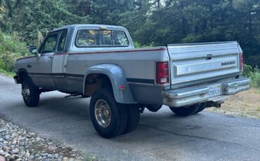 Dodge-Ram-3500-crew-cab-diesel-1992-silver-3