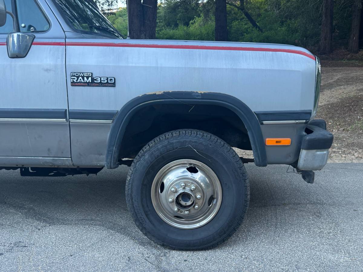 Dodge-Ram-3500-crew-cab-diesel-1992-silver-6