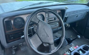 Dodge-Ram-3500-crew-cab-diesel-1992-silver-8