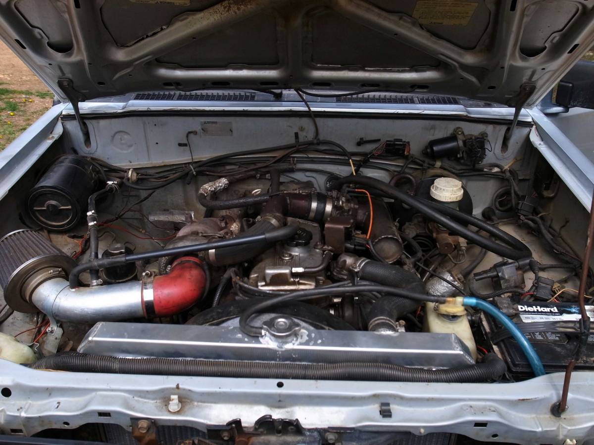 Dodge-Ram-50-1988-silver-12