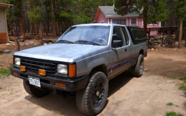 Dodge-Ram-50-1988-silver-2