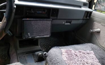 Dodge-Ram-50-1988-silver-7