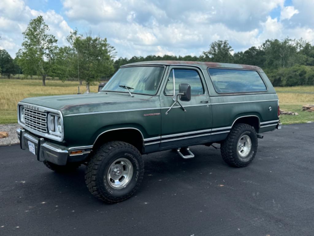 Dodge Ram Charger 100% rust free 1977 2dr
