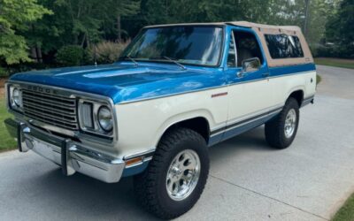 Dodge Ram Charger 383 factory a/c 2 tops frame off. No r 1977 2dr