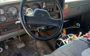 Dodge-Ram-d250-diesel-1993-white-4