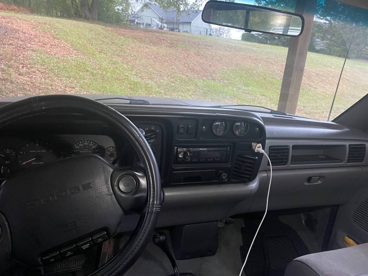Dodge-Ram2500-diesel-1995-green-2