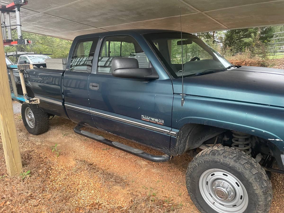 Dodge-Ram2500-diesel-1995-green-8