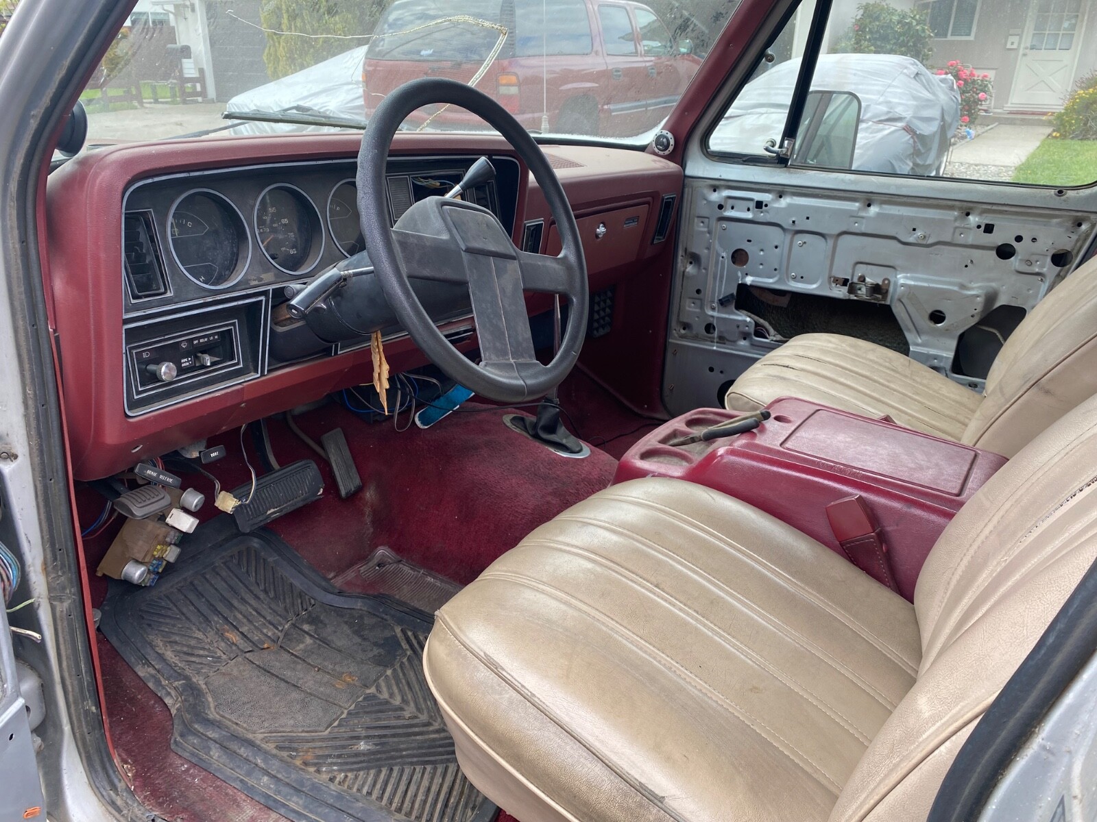 Dodge-Ramcharger-1985-5
