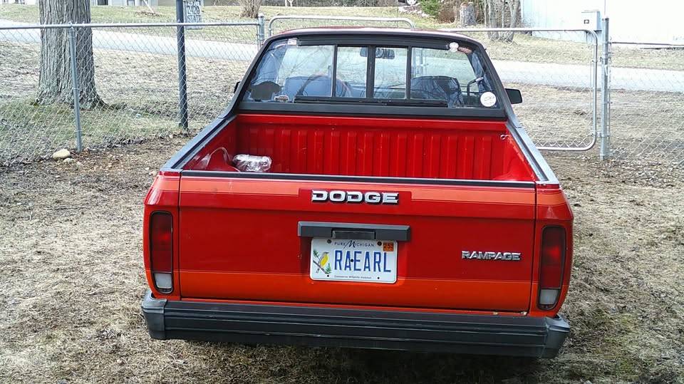 Dodge-Rampage-1982-orange-1