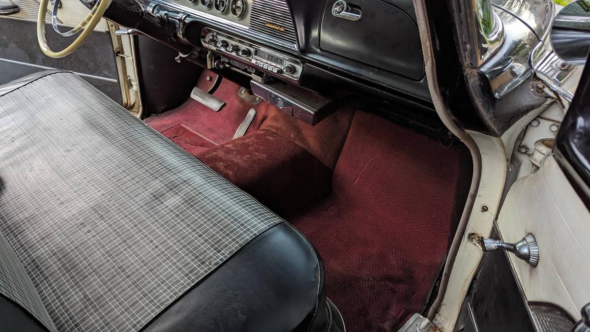 Dodge-Royal-lancer-1955-16