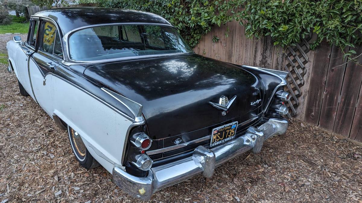 Dodge-Royal-lancer-1955-2