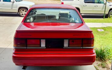 Dodge-Spirit-1991-Sedan-4