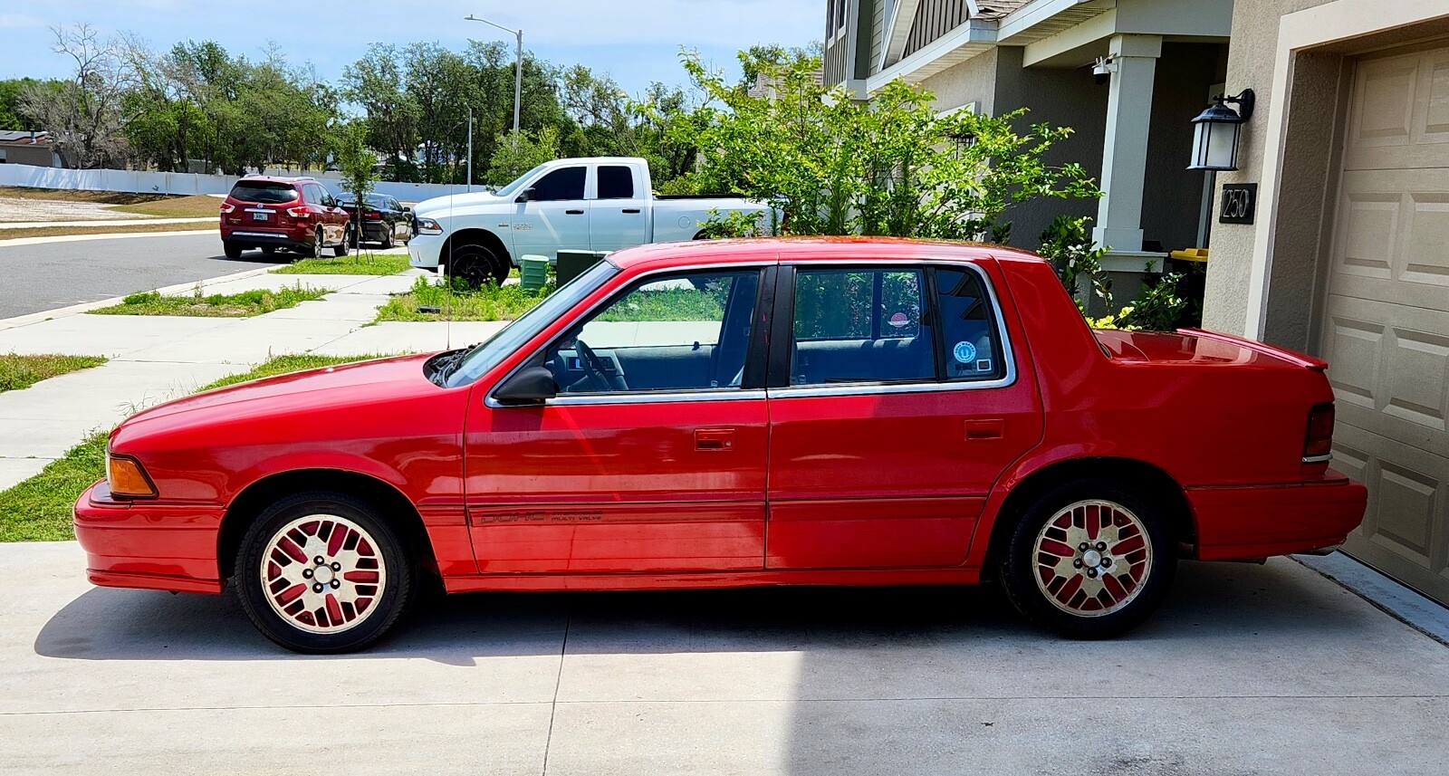 Dodge-Spirit-1991-Sedan-6
