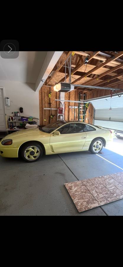Dodge-Stealth-1992-yellow-1