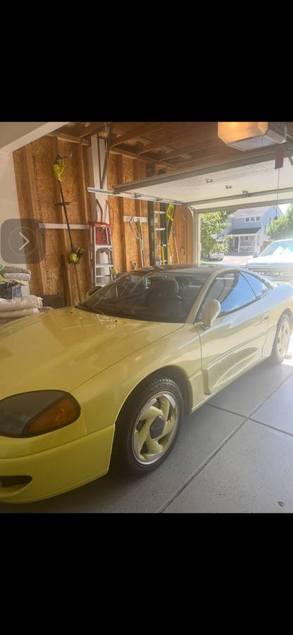 Dodge Stealth  1992 yellow