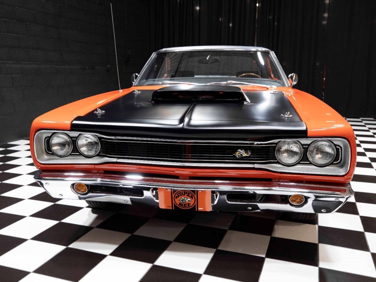 Dodge-Super-Bee-1969-Coupe-38